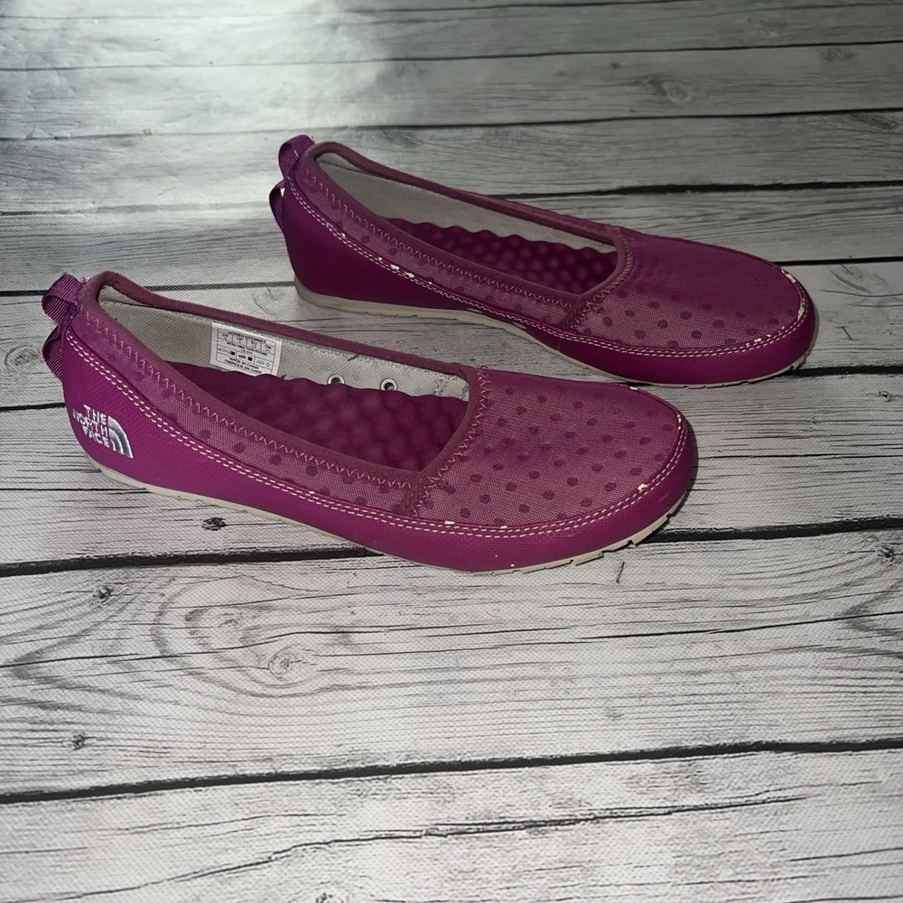 The North Face Womens Shoes Flats Size 8 Pink Slip On Comfort